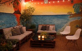 Patio Urbano Suites & Beds